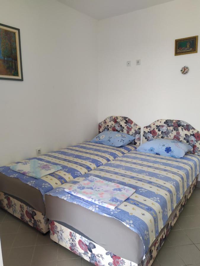 Djonovic Apartments بار المظهر الخارجي الصورة
