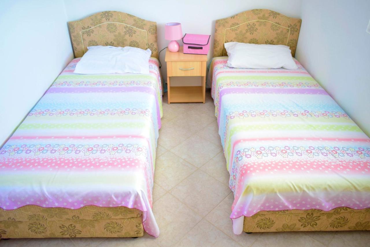 Djonovic Apartments بار المظهر الخارجي الصورة