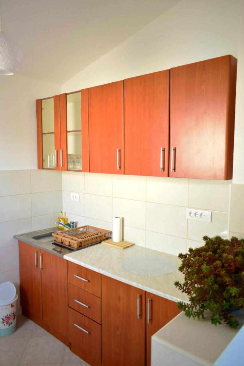 Djonovic Apartments بار المظهر الخارجي الصورة