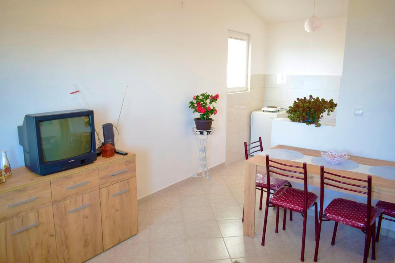 Djonovic Apartments بار المظهر الخارجي الصورة